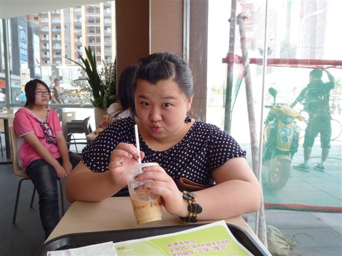 <em>我是一个活泼</em>开朗<em>的女孩</em> | 照片